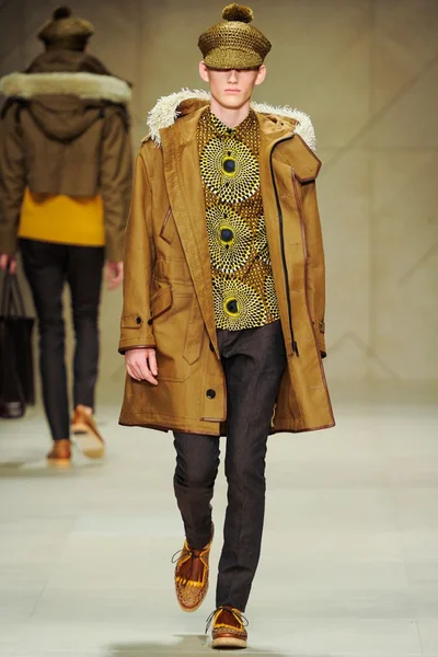 Look 5